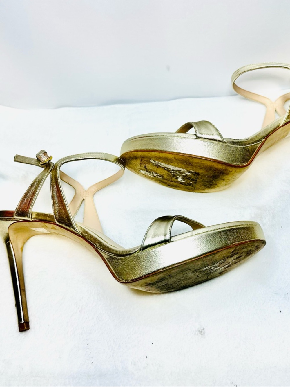 Stuart Weitzman Shimmery Metallic Gold Classic Strappy Stiletto W/ Ankle Strap - Picture 3 of 8
